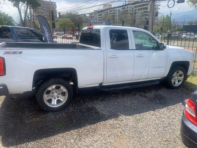 CHEVROLET SILVERADO 5.3CC 4X4 AUTOMATICA, EXTRAORDINARIO, - Imagen 3