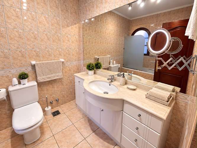Amplia Casa en Jardin del Este Chillán (187006) - Imagen 14