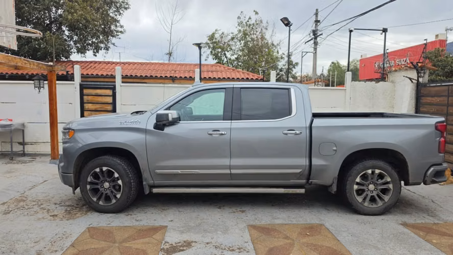CHEVROLET SILVERADO LTZ 3.0CC DIESEL 4X4 AUTOMATICA, MANTENCIONES EN LA MARCA, TIENE IVA
