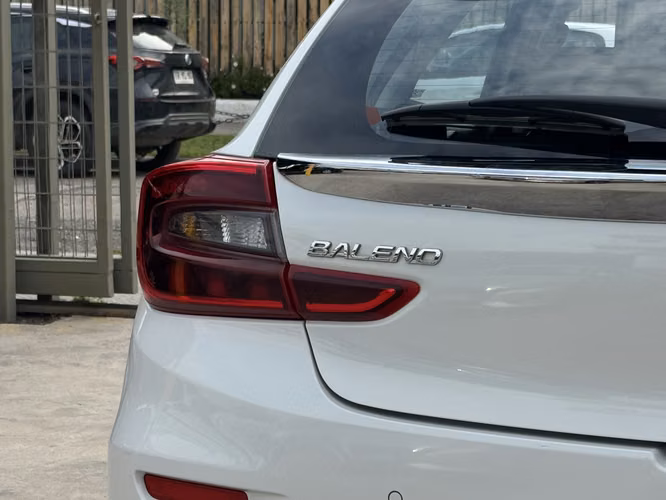 SUZUKI BALENO - Imagen 12