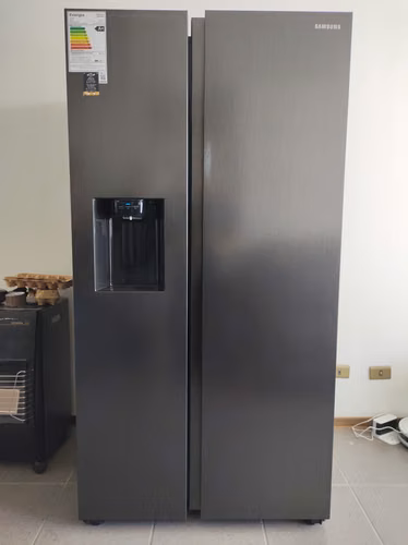 Refrigerador 628L syde by side RS60T5200B1