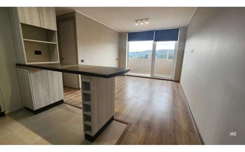 Depto en piso 9 con balcon y estacionamiento (187004) - Imagen 2