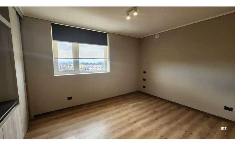 Depto en piso 9 con balcon y estacionamiento (187004) - Imagen 10