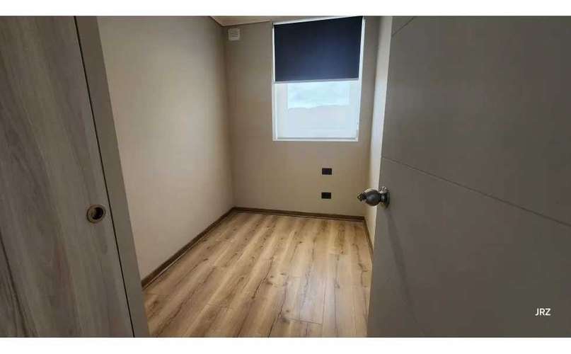 Depto en piso 9 con balcon y estacionamiento (187004) - Imagen 17