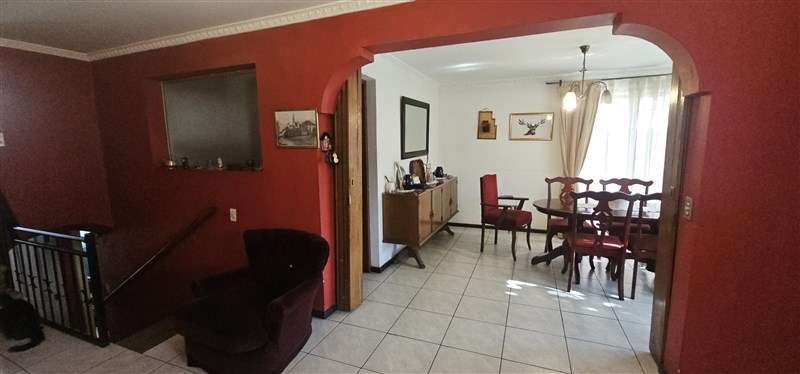 Casa en venta de 5 dorm. en La Reina - Imagen 5
