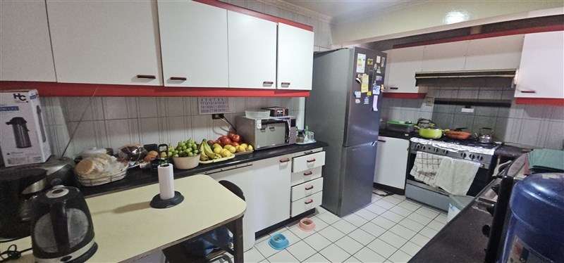 Casa en venta de 5 dorm. en La Reina - Imagen 10