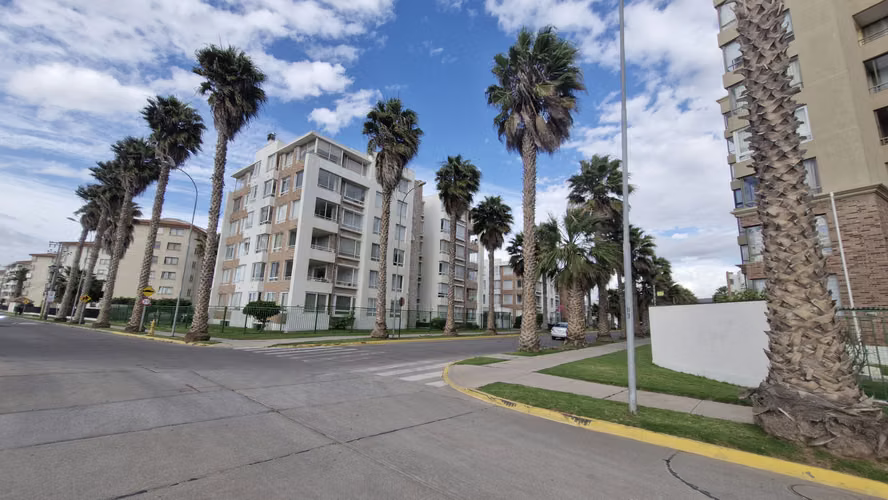 Departamento Remodelado 110 Mt 3 Dormitorios 2 Baños Estacionamiento La Serena