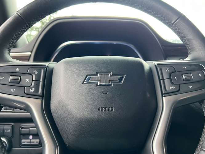 CHEVROLET SUBURBAN Z71 2022