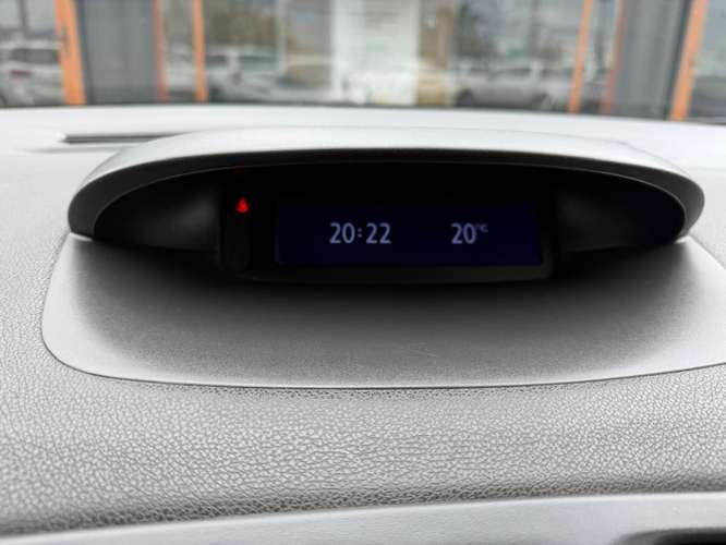 RENAULT MEGANE III 2.0 MT6 2013