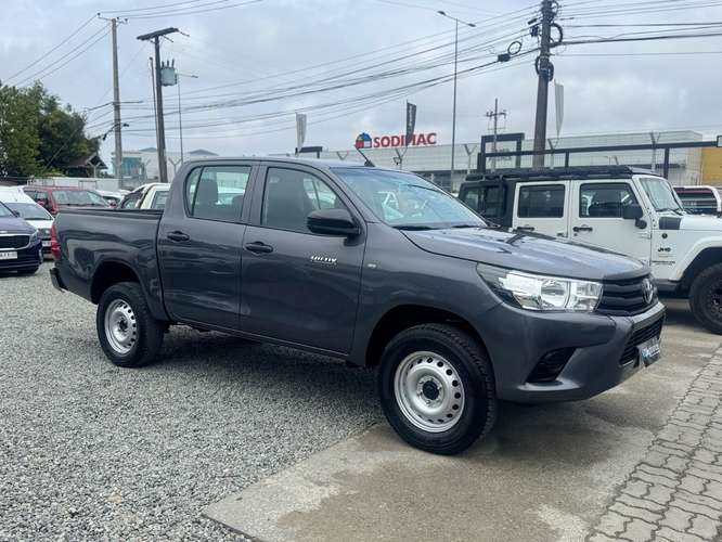 TOYOTA HILUX 2021 - Imagen 5