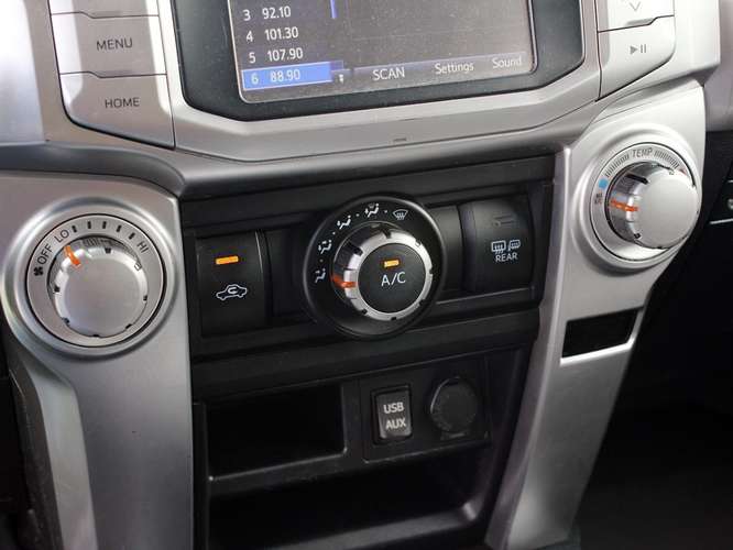 TOYOTA 4 RUNNER 4.0 SR5 4X4 AT 2019 - Imagen 14
