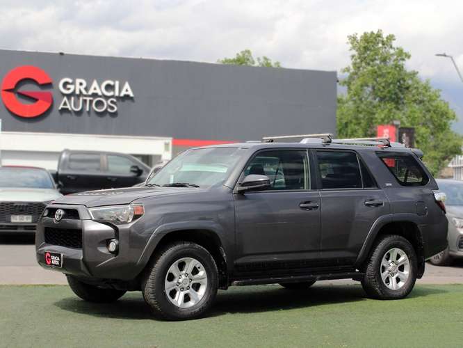 TOYOTA 4 RUNNER 4.0 SR5 4X4 AT 2019