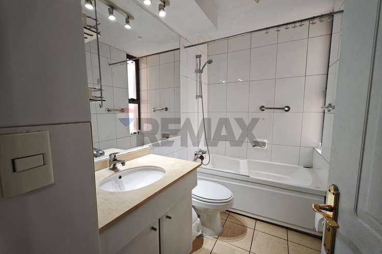 Arriendo departamento amoblado las condes 2d 2b - Imagen 24