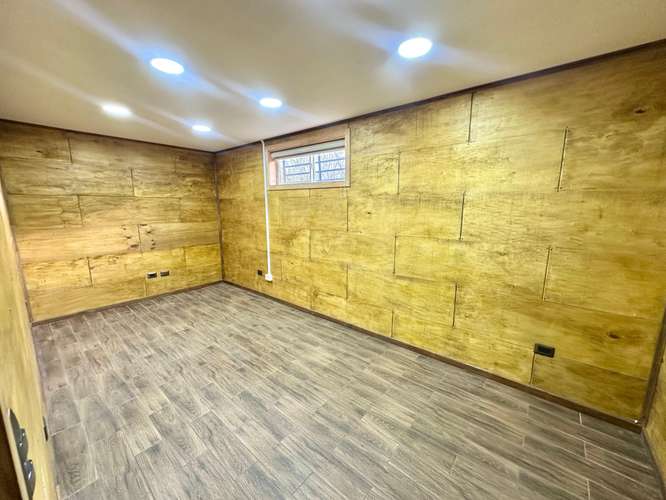 OFICINAS Y BODEGA CON AMPLIO ESTACIONAMIENTO EN VALDIVIA