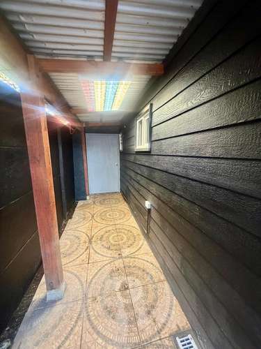 OFICINAS Y BODEGA CON AMPLIO ESTACIONAMIENTO EN VALDIVIA