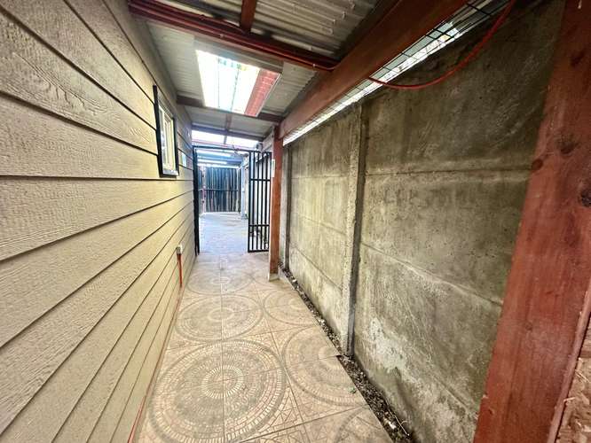 OFICINAS Y BODEGA CON AMPLIO ESTACIONAMIENTO EN VALDIVIA