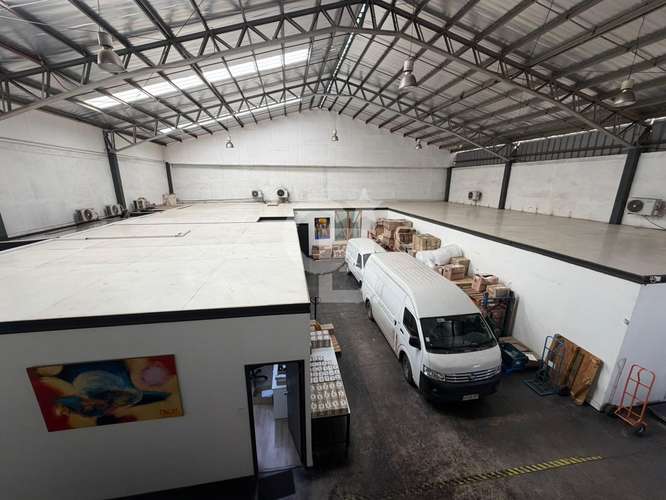 Bodega 630 m² en Macul: Oficinas, Exposición Comercial - Imagen 4