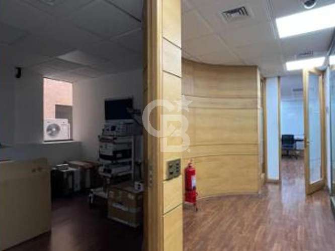 Gran Oficina en el corazón de Providencia - 352 m² - Imagen 4