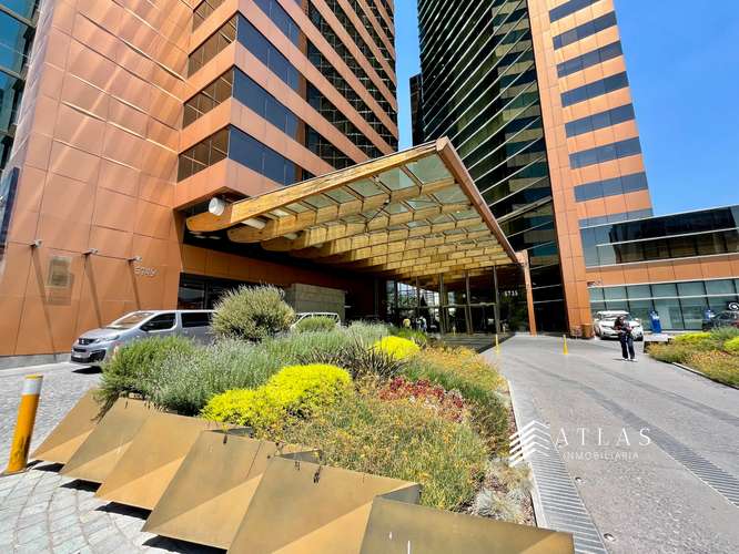 AUMENTA EL PRESTIGIO DE TU EMPRESA EN ESPECTACULAR OFICINA DE 464M2 - MARRIOTT