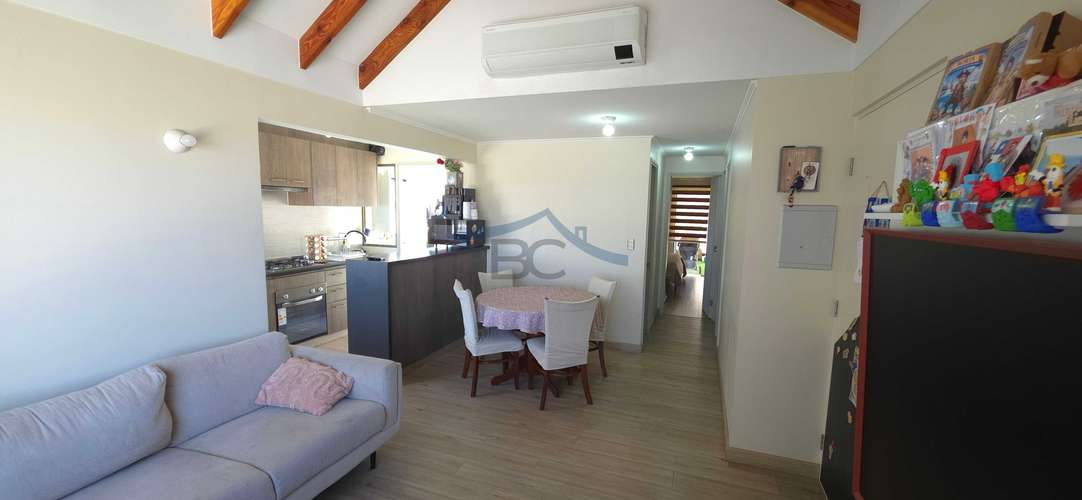 Casa en arriendo 150 m² con 3H-2B Costa Laguna (186958)