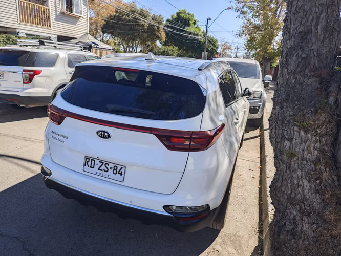 Kia Sportage 4x4 petrolero 2021 - Imagen 2