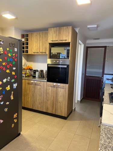 SE ARRIENDA HERMOSA CASA CONDOMINIO BOSQUE LAGUNA - Imagen 7