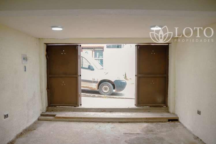 Se arrienda Bodega en Santa Ines.