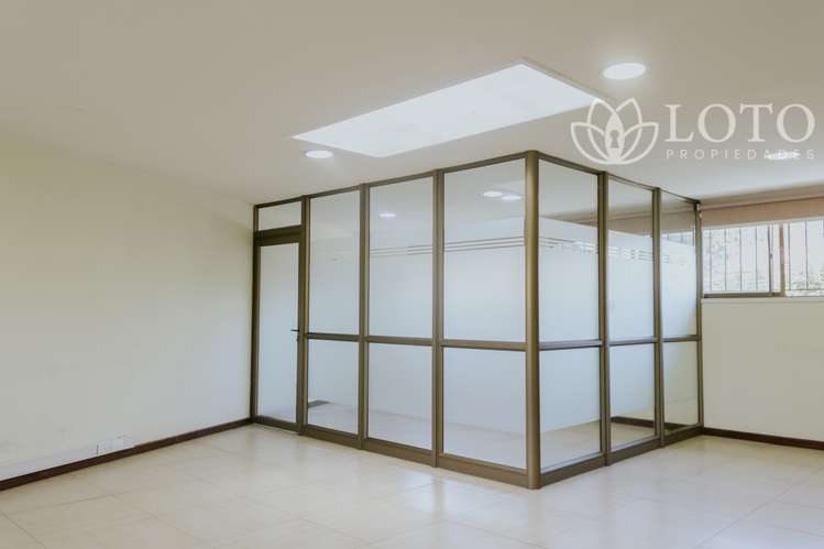 Exclusivas oficinas habilitadas. Sector Oriente.  Viña del Mar.