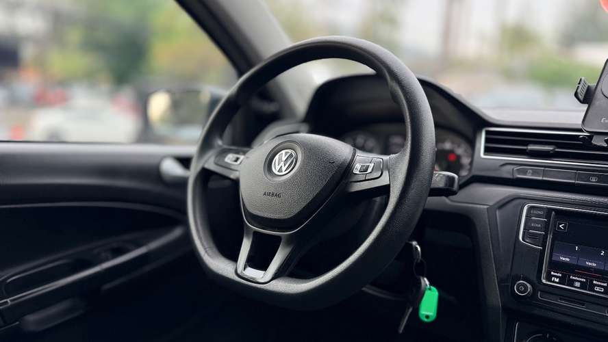 VOLKSWAGEN SAVEIRO 1.6 CD (2023) - Imagen 9