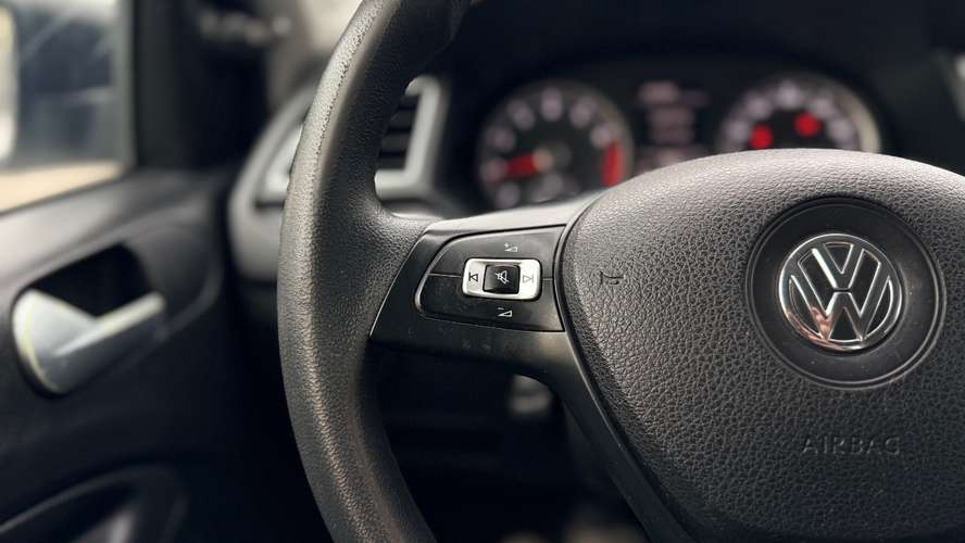VOLKSWAGEN SAVEIRO 1.6 CD (2023) - Imagen 15