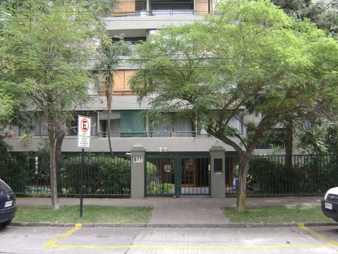 Edificio Orquídeas #877