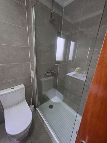 SE ARRIENDA HERMOSA CASA AMOBLADA SECTOR SOR VICENTA - Imagen 19