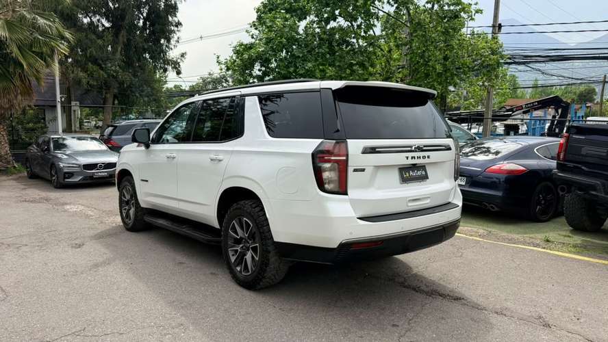 Chevrolet Tahoe Z71 4X4 5.3L AT (2022)