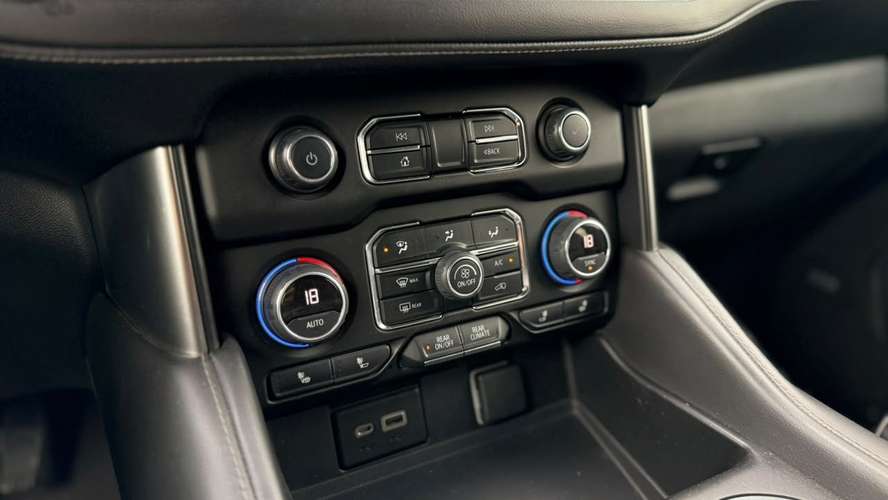 Chevrolet Tahoe Z71 4X4 5.3L AT (2022)