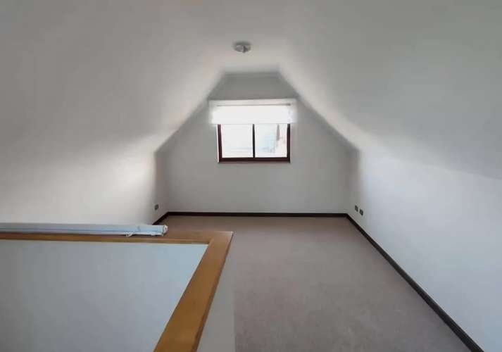 SE ARRIENDA HERMOSA CASA EN HACIENDA LAS CRUCES - Imagen 6