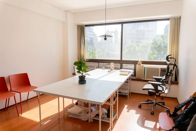 Arriendo oficina a pasos de Metro Tobalaba, 32 m2