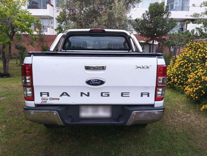 OPORTUNIDAD Ford Ranger XLT 3.2 4x2 (2016) – Facturable / Solo Traslados - Imagen 4