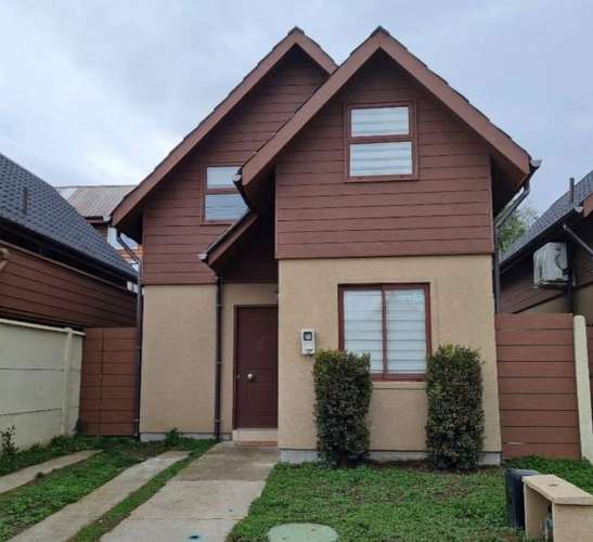 SE ARRIENDA CASA AMOBLADA CONDOMINIO HACIENDA LAS CRUCES
