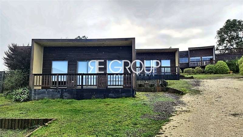 Venta Negocio Turístico - Casa y Cabañas con vista al mar