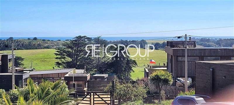 Venta Negocio Turístico - Casa y Cabañas con vista al mar