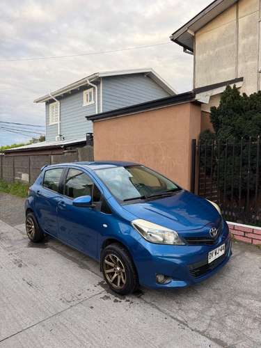 TOYOTA NEW YARIS SPORT XLI 1.3 – 2012
