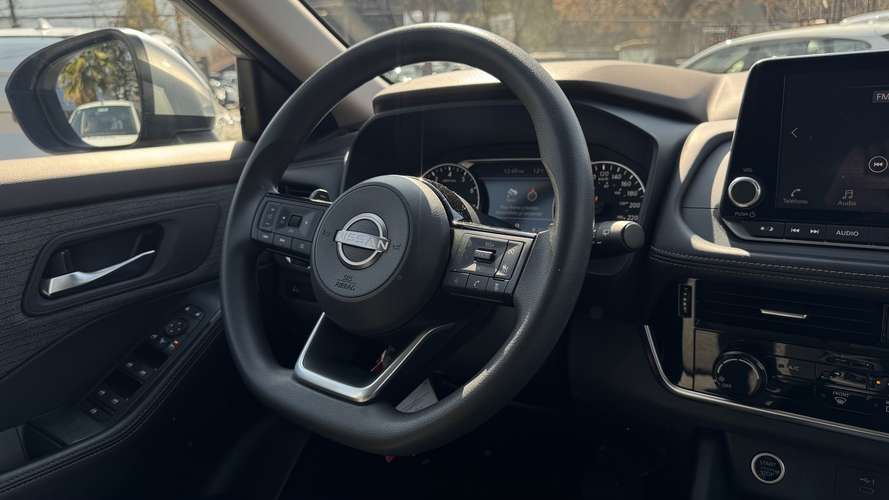 Nissan X-Trail 2.5 4X2 7P CVT (2024) - Imagen 10
