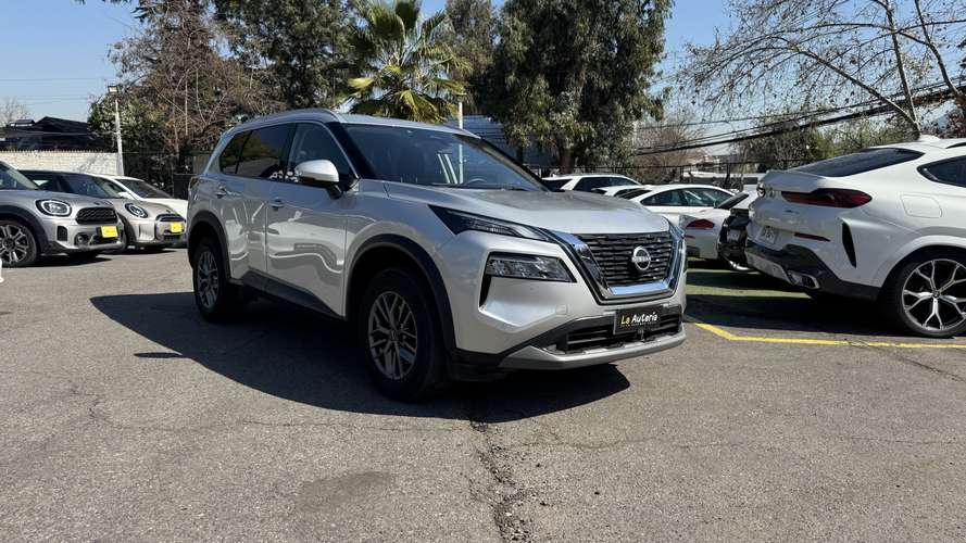 Nissan X-Trail 2.5 4X2 7P CVT (2024) - Imagen 2