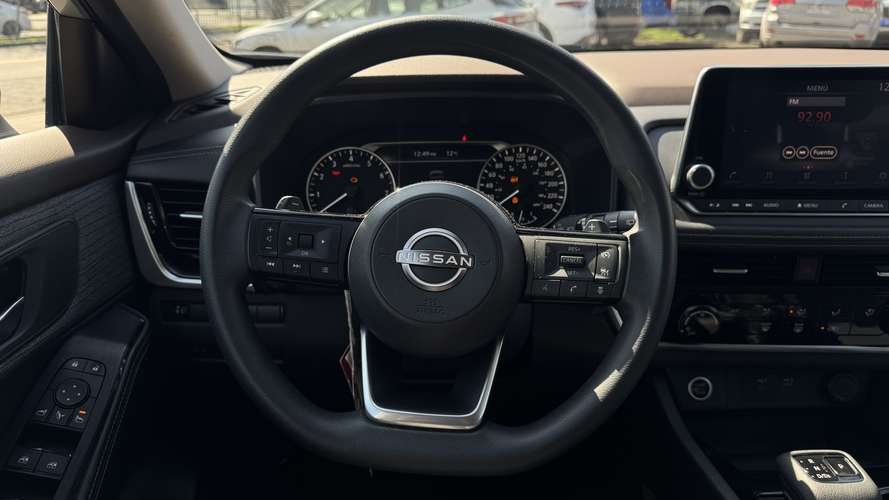 Nissan X-Trail 2.5 4X2 7P CVT (2024) - Imagen 9
