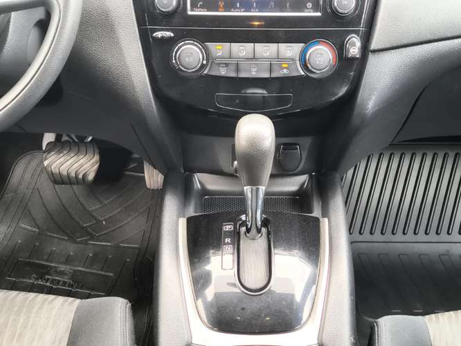 Nissan X-trail 2.5 SENSE 4X2 3ROW CVT AT 5P 2021 - Imagen 16
