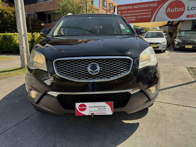 SSANGYONG KORANDO 2.0 MEC FULL AIRE AIRBAG ABS VER EN LAS CONDES 2014 - Imagen 2