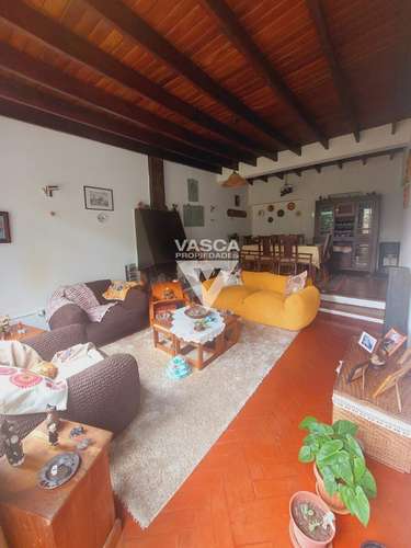 Casa solida en buen sector Reñaca, a pasos Playa