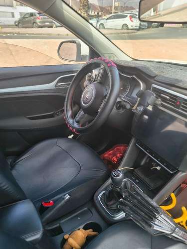 Vendo mi auto x cambio de rubro