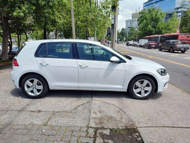 VOLKSWAGEN GOLF 2018 - Imagen 4