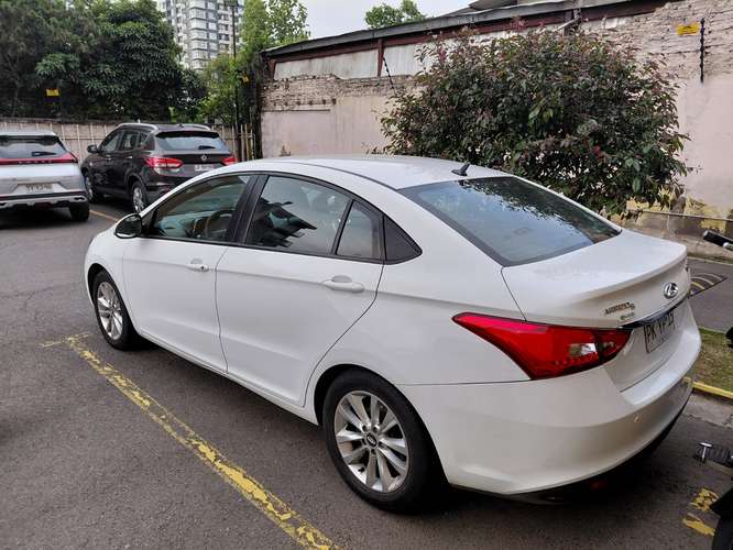 Chery Arrizo 5